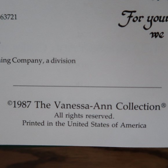 Lot of 2 Hardback Cross-Stitch Pattern Books (The Vanessa-Ann Collection) - Picture 11 of 15